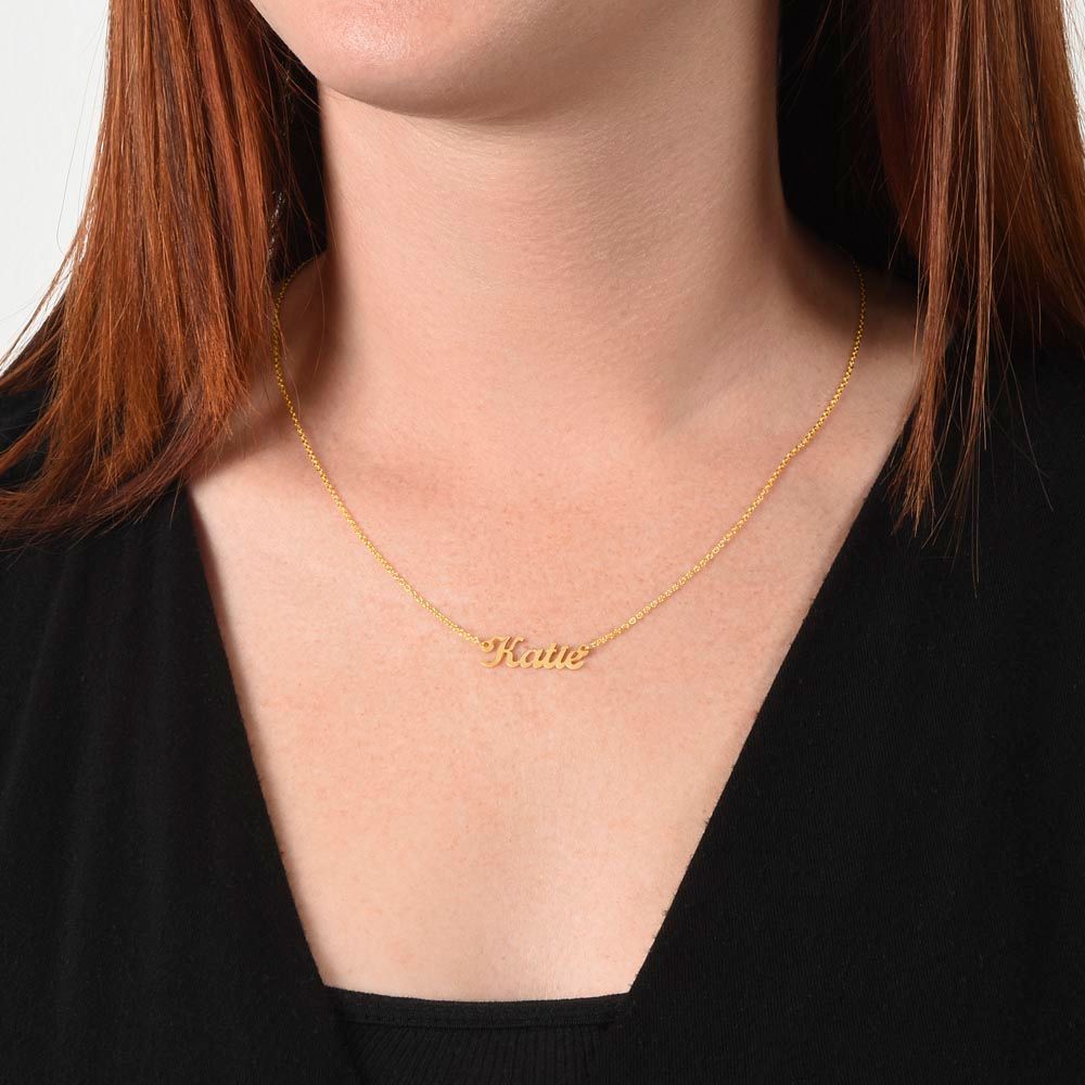 Girlfriend Custom Name Necklace, With Just a Smile